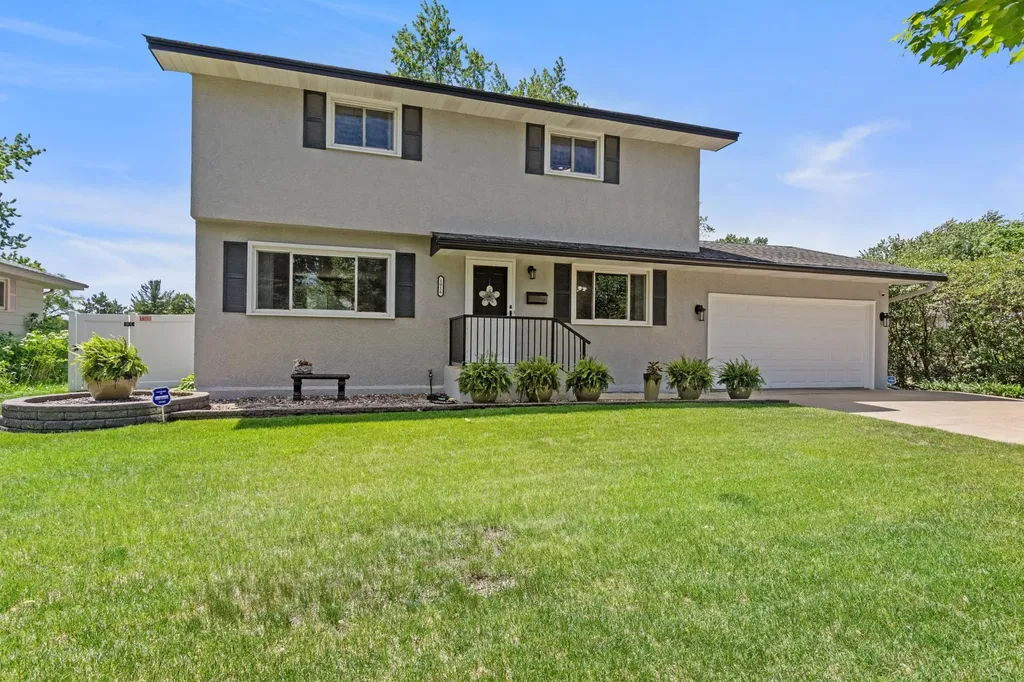 1016 Adams Street Anoka MN 55303