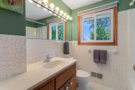 1016 Adams Street Anoka MN 55303