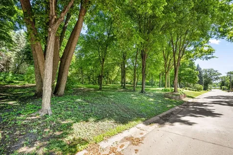 1308 Woodlawn Beach Buffalo MN 55313