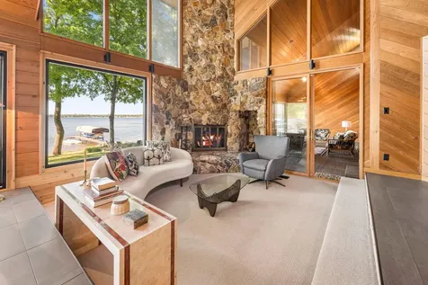 1308 Woodlawn Beach Buffalo MN 55313
