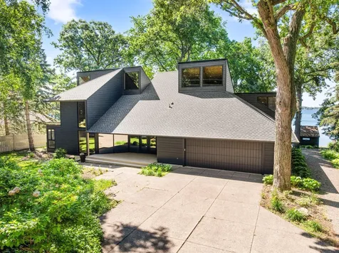 1308 Woodlawn Beach Buffalo MN 55313