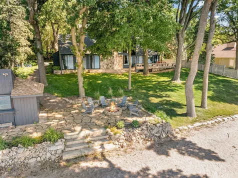 1308 Woodlawn Beach Buffalo MN 55313