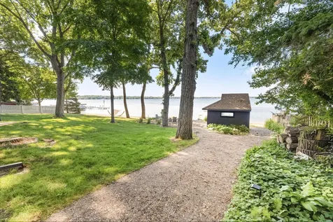 1308 Woodlawn Beach Buffalo MN 55313