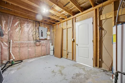 748 14th Avenue W West Fargo ND 58078
