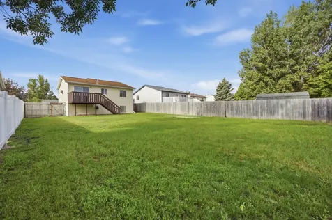 748 14th Avenue W West Fargo ND 58078