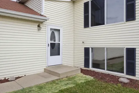 748 14th Avenue W West Fargo ND 58078