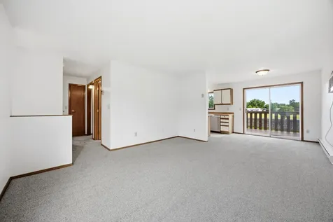 748 14th Avenue W West Fargo ND 58078