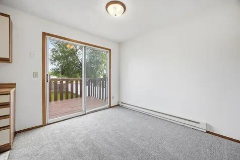 748 14th Avenue W West Fargo ND 58078