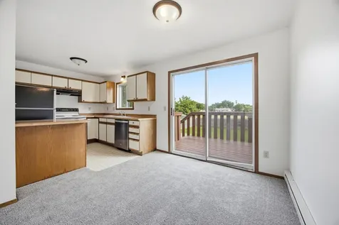 748 14th Avenue W West Fargo ND 58078
