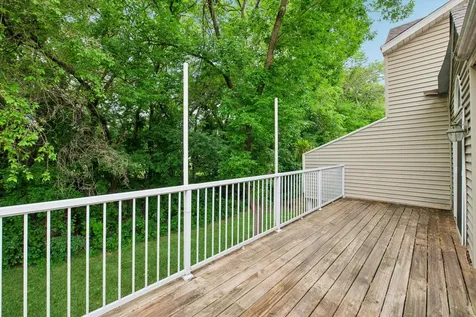 4154 Meadowlark Way Eagan MN 55122