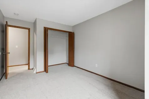 4154 Meadowlark Way Eagan MN 55122
