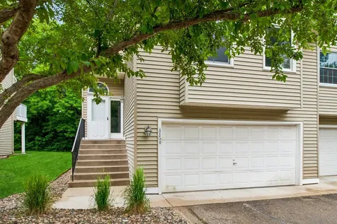 4154 Meadowlark Way Eagan MN 55122