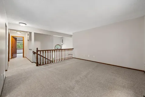 4154 Meadowlark Way Eagan MN 55122