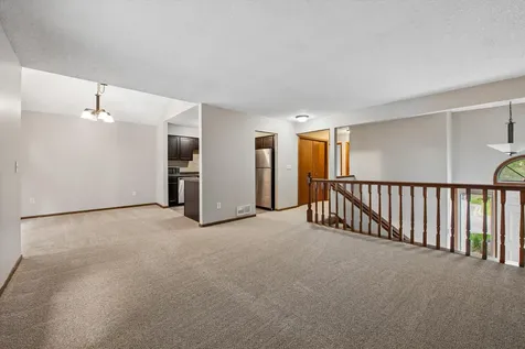 4154 Meadowlark Way Eagan MN 55122