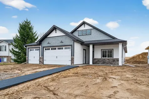 1531 Jefferson Street S Cambridge MN 55008