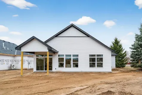 1531 Jefferson Street S Cambridge MN 55008