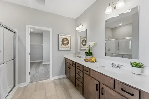 4985 Blake Way Woodbury MN 55129