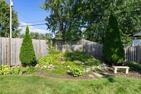 9137 11th Avenue S Bloomington MN 55420