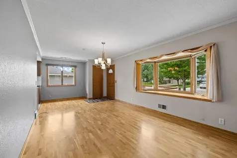 9137 11th Avenue S Bloomington MN 55420