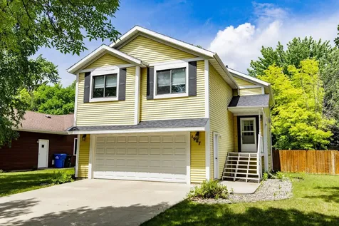 1907 27th Avenue S Fargo ND 58103