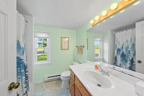 8946 285th Avenue NE North Branch MN 55056