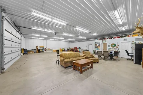 8946 285th Avenue NE North Branch MN 55056