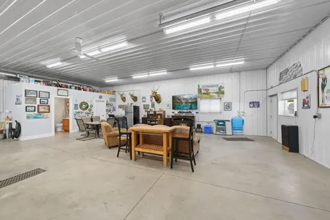 8946 285th Avenue NE North Branch MN 55056