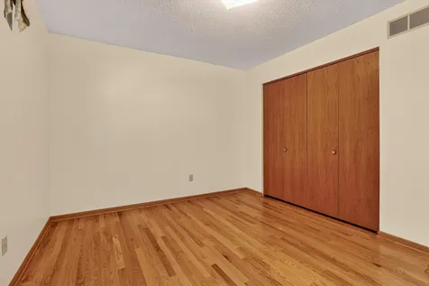 4911 22nd Avenue NW Rochester MN 55901