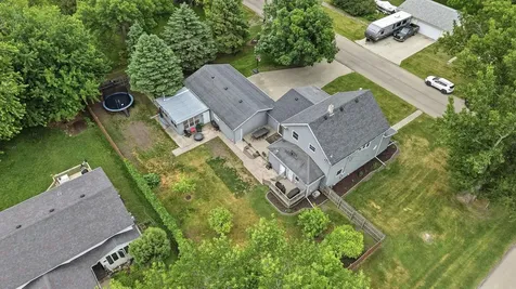 325 2nd Street S Casselton ND 58012