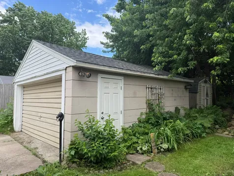233 W Mckinley Street Owatonna MN 55060