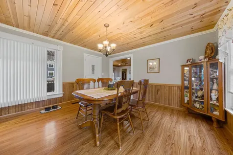 806 5th Street NW Faribault MN 55021