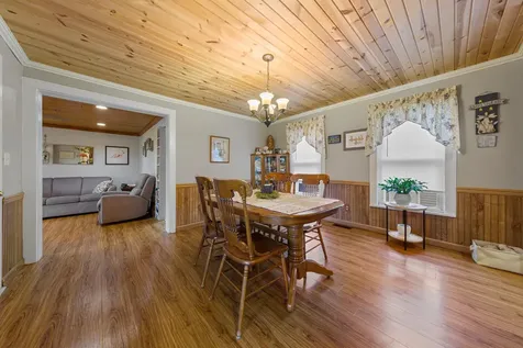 806 5th Street NW Faribault MN 55021