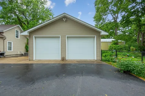 806 5th Street NW Faribault MN 55021