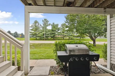 518 78th Avenue NE Spring Lake Park MN 55432