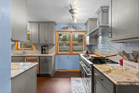512 Woodley Street E Northfield MN 55057
