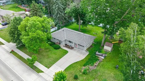 512 Woodley Street E Northfield MN 55057