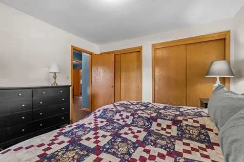 512 Woodley Street E Northfield MN 55057