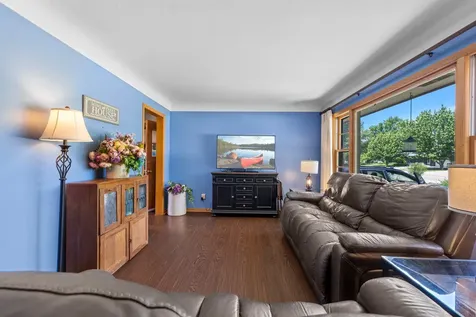 512 Woodley Street E Northfield MN 55057