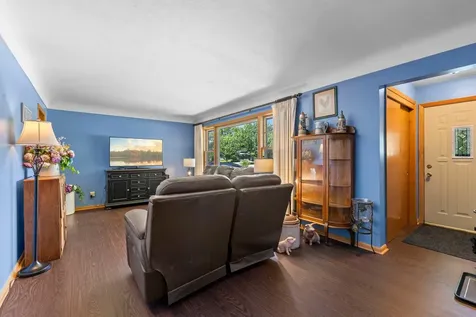 512 Woodley Street E Northfield MN 55057
