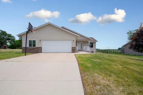 315 Hazeltine Avenue NE Owatonna MN 55060