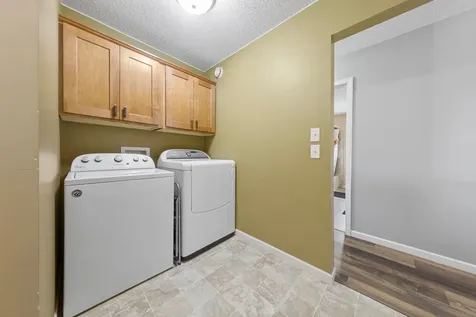 315 Hazeltine Avenue NE Owatonna MN 55060