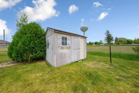 315 Hazeltine Avenue NE Owatonna MN 55060