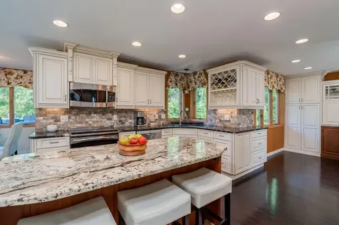 16 Lake Shore Drive Sherburn MN 56171