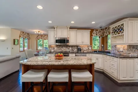 16 Lake Shore Drive Sherburn MN 56171