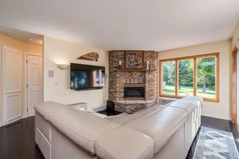 16 Lake Shore Drive Sherburn MN 56171