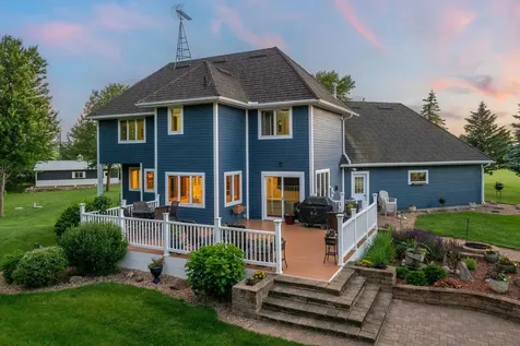 16 Lake Shore Drive Sherburn MN 56171