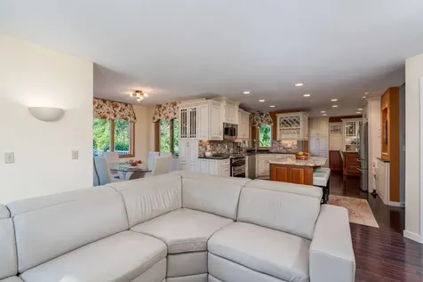 16 Lake Shore Drive Sherburn MN 56171