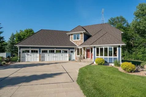 16 Lake Shore Drive Sherburn MN 56171