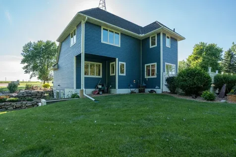16 Lake Shore Drive Sherburn MN 56171