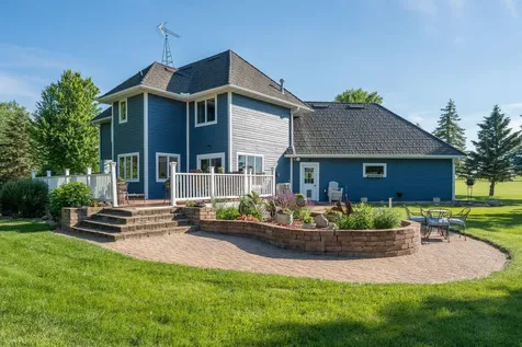 16 Lake Shore Drive Sherburn MN 56171